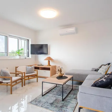 Дом отдыха Beach House Festini Kosljun