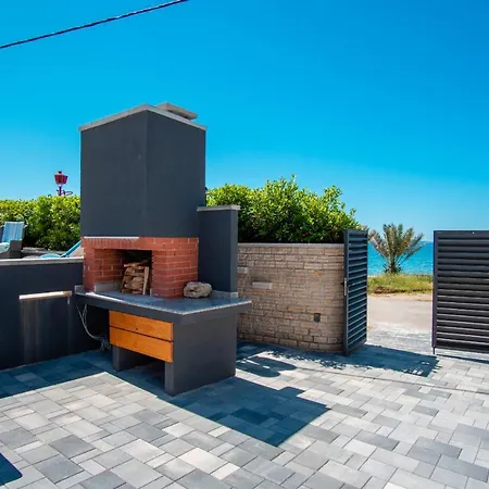 Holiday home Beach House Festini Kosljun