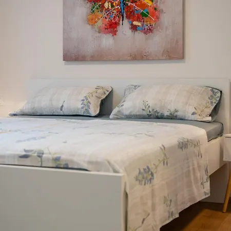 Holiday home Beach House Festini Kosljun